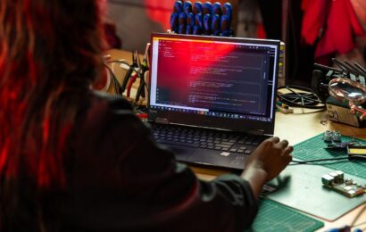 The Art of Debugging: Tips and Tricks From Experienced Software Engineers